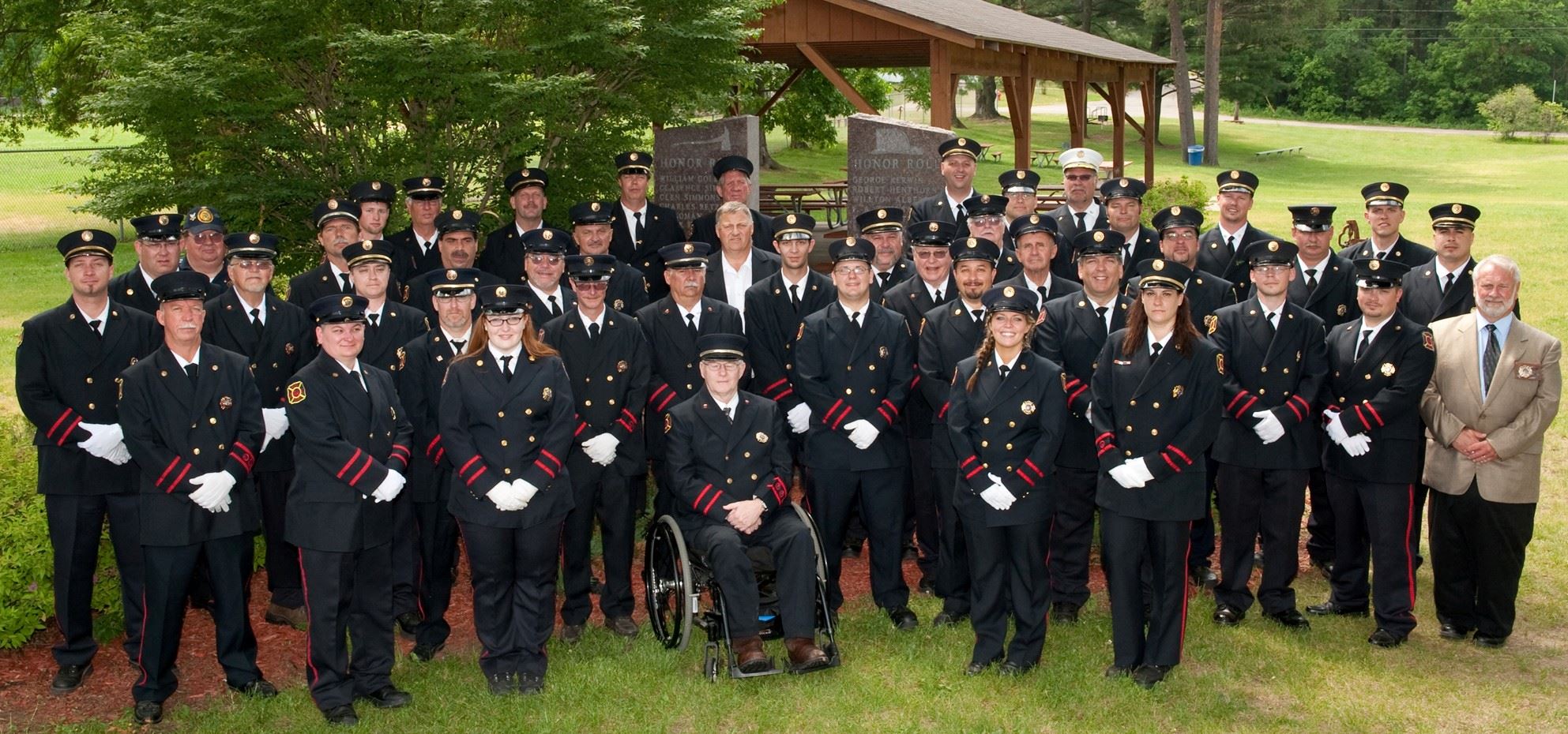 2012 Memorial Day Group Photo (2)